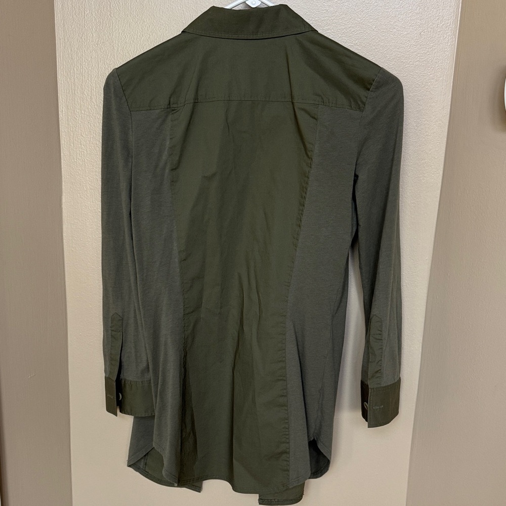 Theory Olive Button Down Shirt size small good condition - Picture 5 of 5